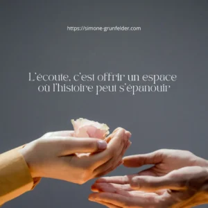 Mains tendues échangeant une fleur pour symboliser l'empathie, le soin et le lien en coaching